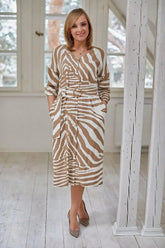 La Aurora feminine and comfortable dress  Adomoo